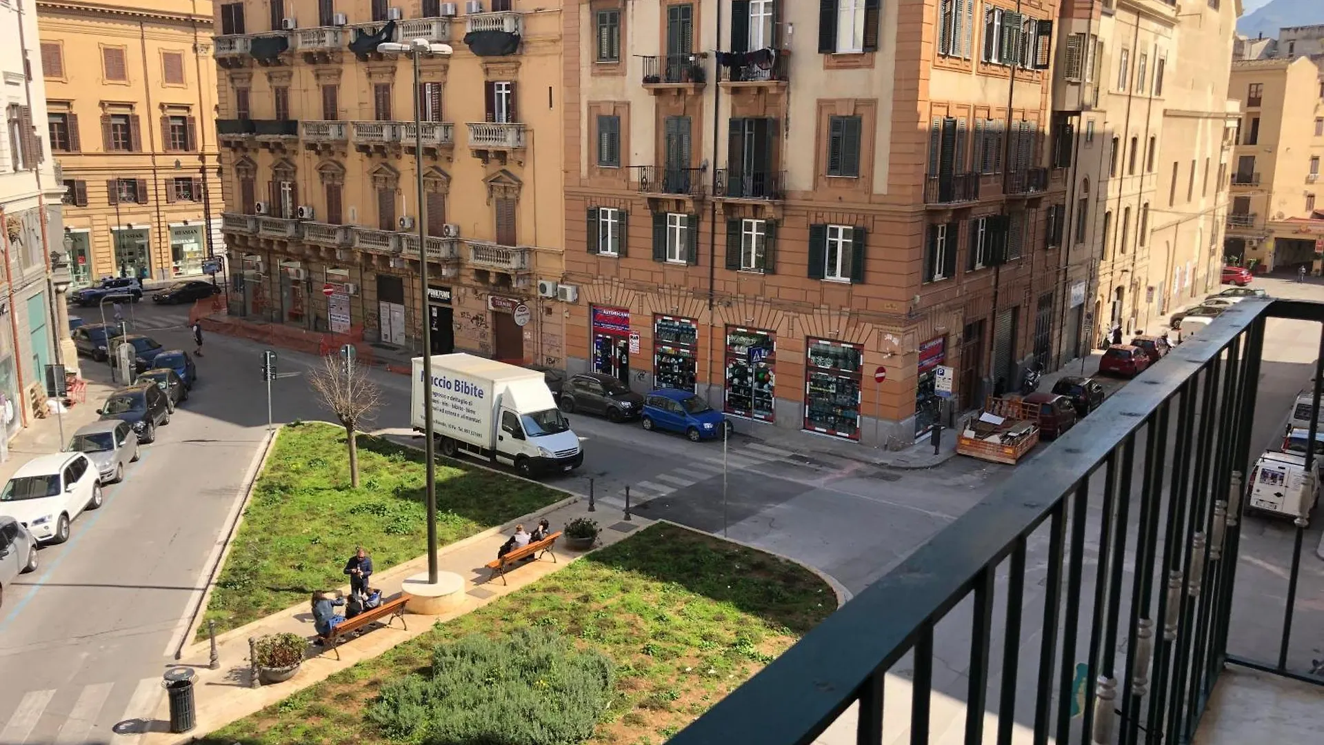 Al Teatro Biondo Guest House Palermo